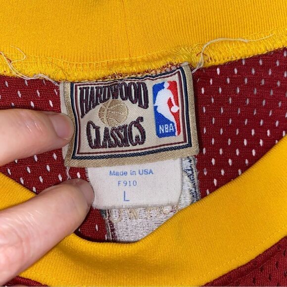 Cleveland cavaliers hardwood classics jersey sz L - Picture 6 of 10